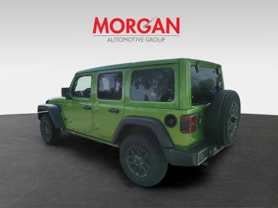 2025 Jeep Wrangler — photo 7 view