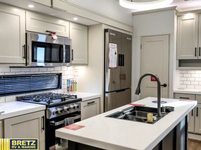 2026 Grand Design Solitude - Photo 16