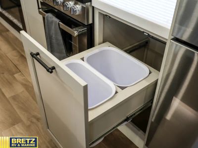 2026 Grand Design Solitude - Photo 25