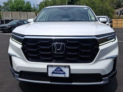 2023 Honda Pilot — side profile view