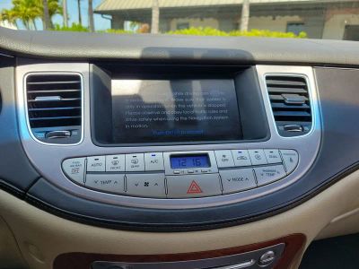 2012 Hyundai Genesis — photo 19 view