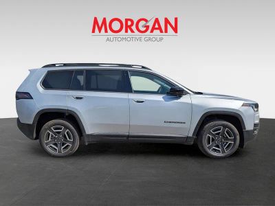 2026 Jeep Cherokee — side profile view