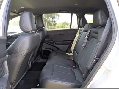 2026 Jeep Cherokee — photo 13 view