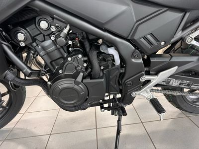 2025 Honda NX500 - Photo 10