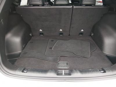 2024 Jeep Compass — photo 11 view