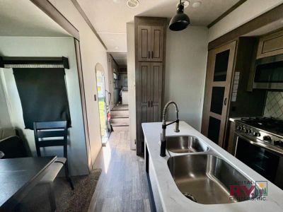 2021 Forest River RV Cedar Creek — photo 7 view