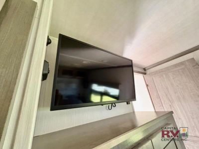 2021 Forest River RV Cedar Creek — photo 15 view