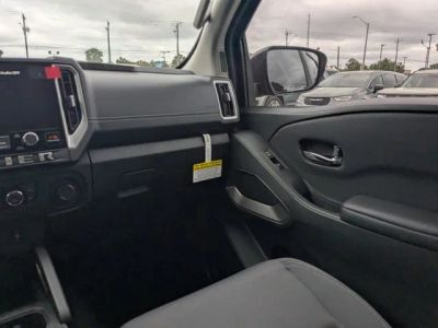 2026 Nissan Frontier — photo 18 view