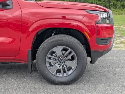 2026 Nissan Frontier — photo 11 view