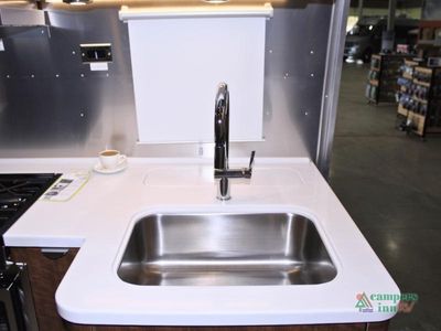 2026 Airstream Globetrotter - Photo 29
