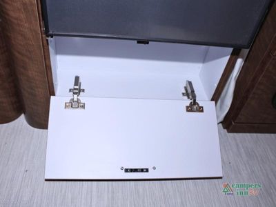 2026 Airstream Globetrotter - Photo 44