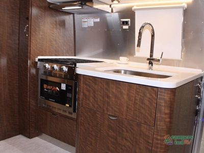 2026 Airstream Globetrotter - Photo 24