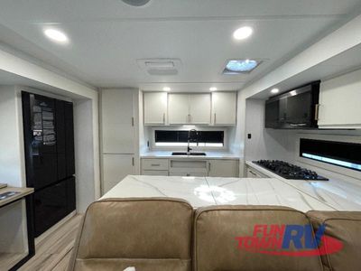 2026 Brinkley Model I - Photo 11