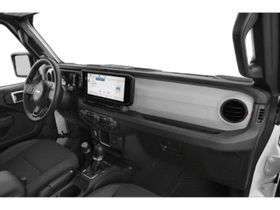 2026 Jeep Gladiator — photo 12 view