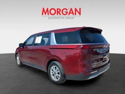 2024 Kia Carnival — detail view