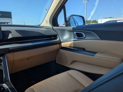 2024 Kia Carnival — photo 16 view