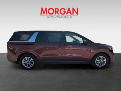 2024 Kia Carnival — side profile view