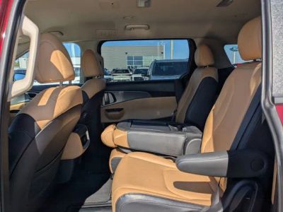 2024 Kia Carnival — photo 13 view