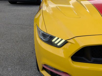 2015 Ford Mustang — photo 10 view