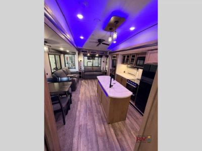 2023 Forest River RV Cherokee Arctic Wolf — photo 11 view