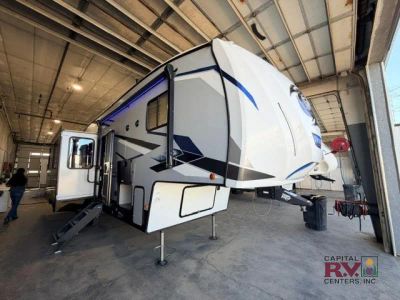 2023 Forest River RV Cherokee Arctic Wolf — detail view