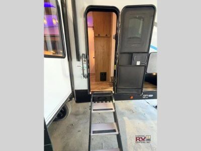 2023 Forest River RV Cherokee Arctic Wolf — photo 8 view