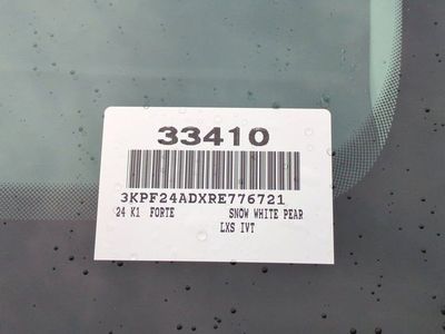 2024 Kia Forte — photo 16 view