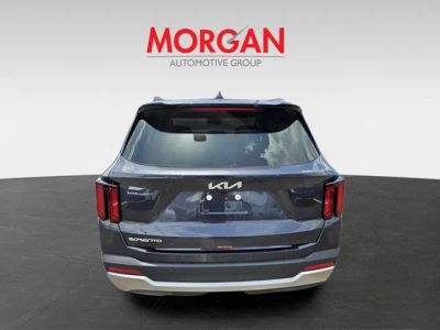 2025 Kia Sorento — photo 8 view