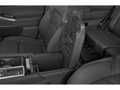 2026 Nissan Pathfinder — photo 11 view