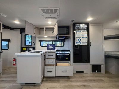 2026 Jayco Jay Feather SL - Photo 11