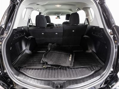 2018 Toyota RAV4 — photo 9 view