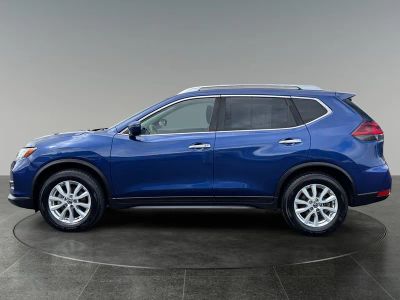 2020 Nissan Rogue — detail view