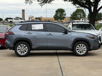 2026 Toyota Corolla Cross - Photo 3