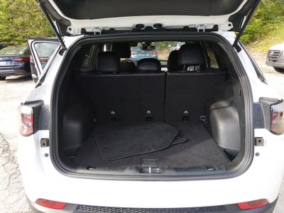 2024 Jeep Compass — photo 11 view