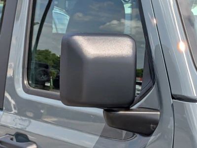 2026 Jeep Wrangler — photo 11 view