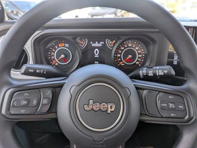 2026 Jeep Wrangler — photo 31 view