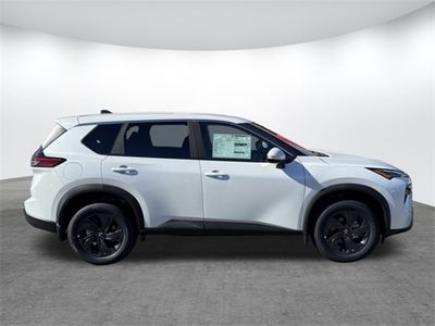 2026 Nissan Rogue - Photo 3
