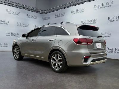 2019 Kia Sorento — rear three-quarter view