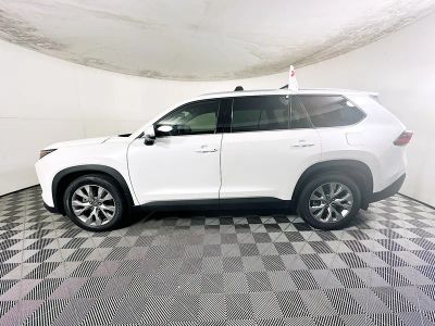 2025 Toyota Grand Highlander — engine compartment view