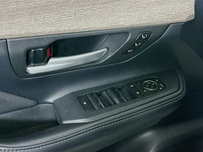 2025 Toyota Grand Highlander — photo 14 view
