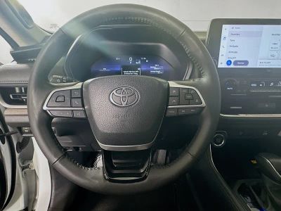 2025 Toyota Grand Highlander — photo 15 view