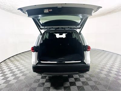 2025 Toyota Grand Highlander — photo 31 view