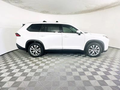 2025 Toyota Grand Highlander — side profile view