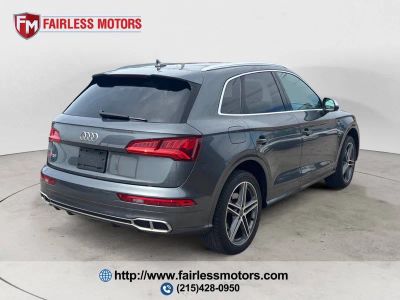 2018 Audi SQ5 — interior view