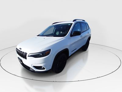 2023 Jeep Cherokee - Photo 3