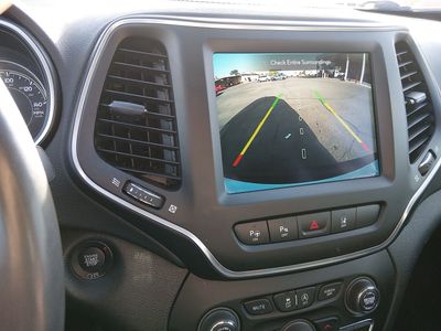 2023 Jeep Cherokee - Photo 16