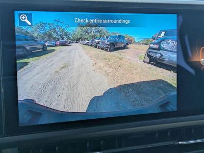 2026 Jeep Gladiator — photo 18 view