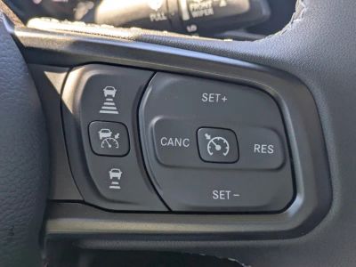 2026 Jeep Gladiator — photo 22 view
