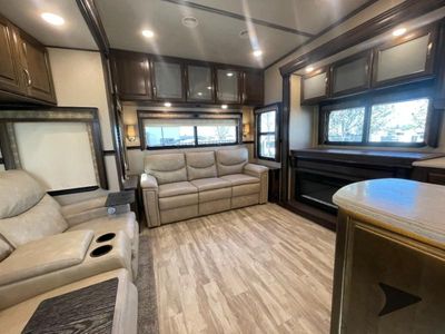 2020 Grand Design Solitude - Photo 14