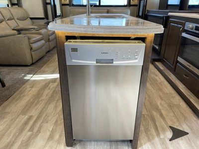 2020 Grand Design Solitude - Photo 35